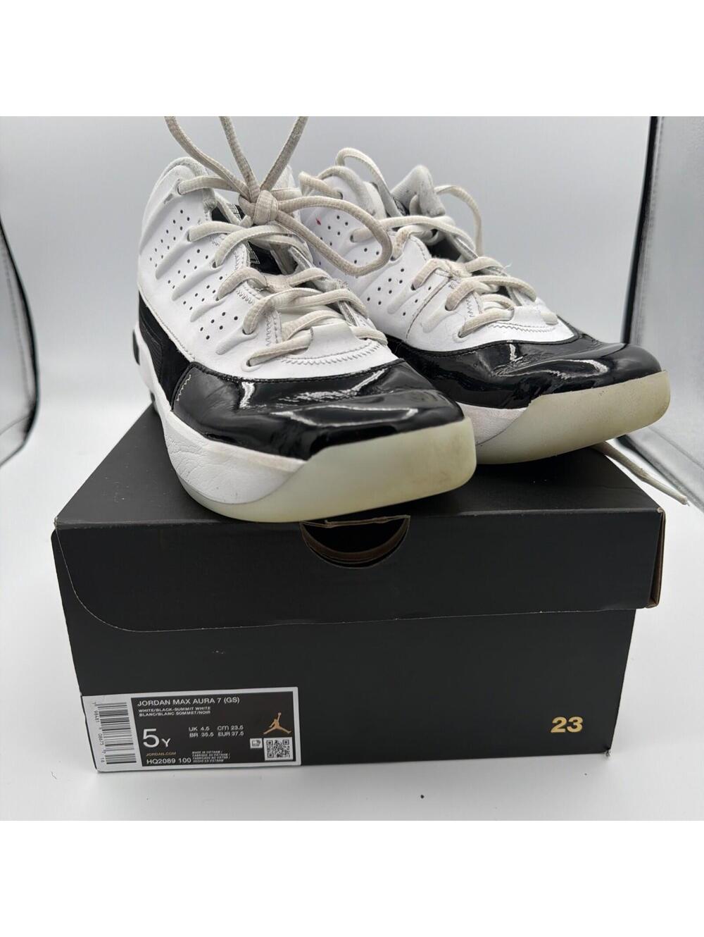Jordan Max Aura 7 White Black (GS)